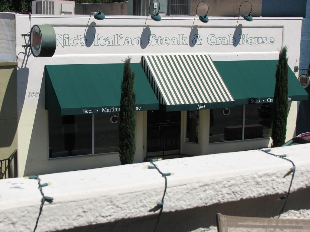 Cottonwood Hotel Екстериор снимка