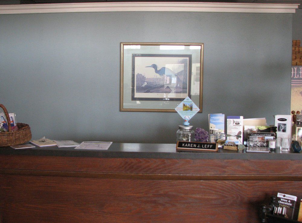 Cottonwood Hotel Екстериор снимка